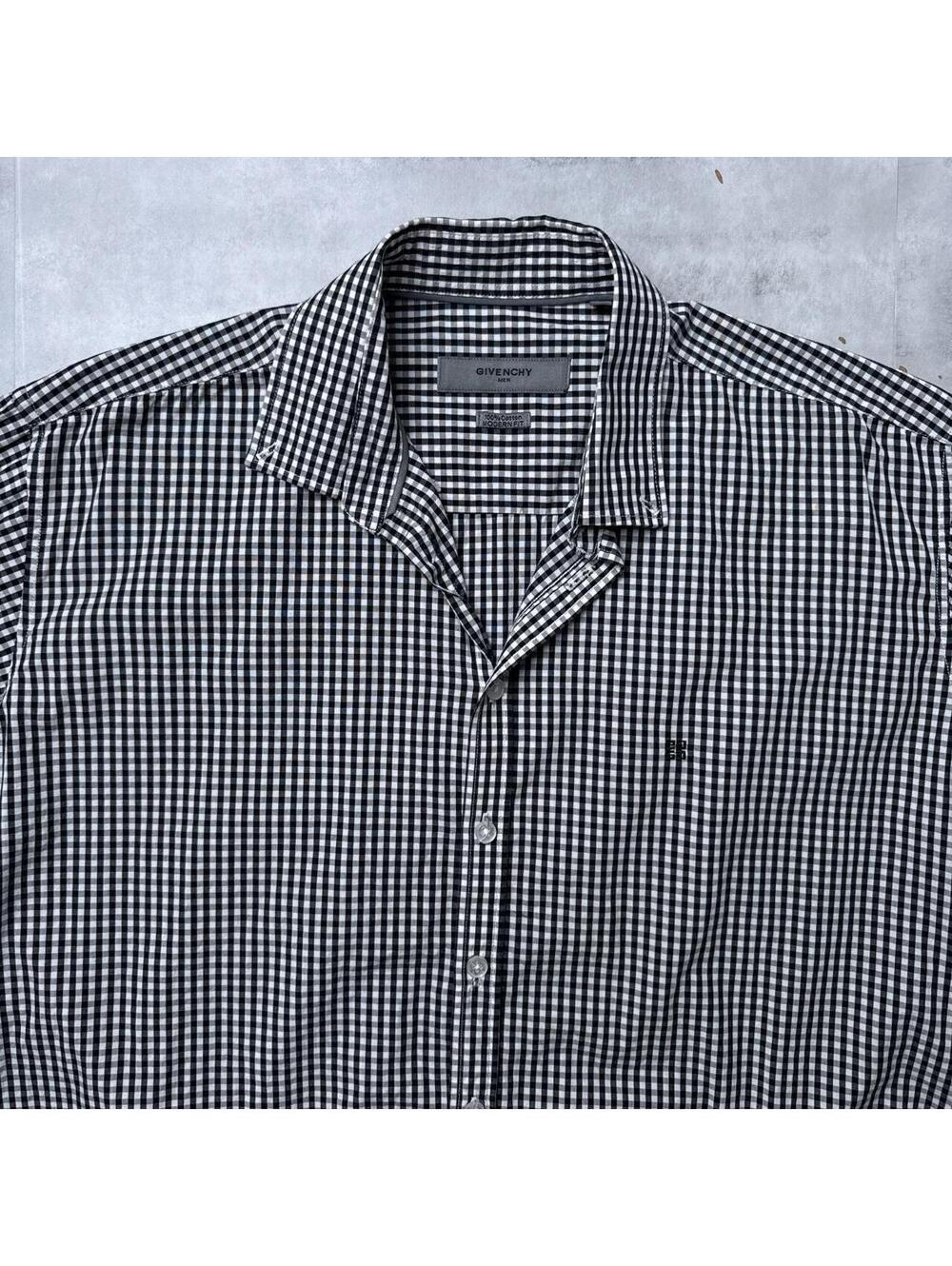 Y2K Givenchy Button Up Long sleeve shirt